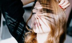 Будет ярче: салонные процедуры от тусклого цвета лица