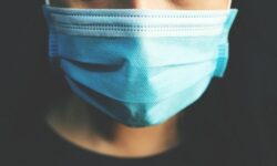 ВОЗ сообщила о злоупотреблении антибиотиками во время пандемии COVID-19