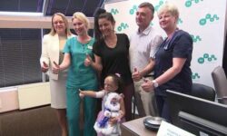Врачи в Петербурге завершили первый этап лечения пятилетней Луны Феннер