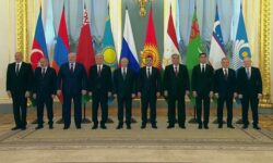 Лидеры стран СНГ обсудили расширение экономического сотрудничества и вопросы безопасности