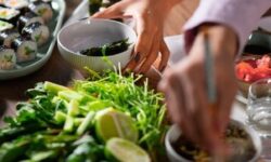Гречка и хлеб: врач назвал простые продукты, помогающие предотвратить рак