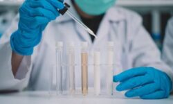 Центр Гамалеи начнет исследования безопасности мРНК вакцин от рака
