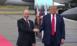 Путин — Трамп: подробности нового телефонного разговора после встречи президента США с Зеленским и его группой поддержки
