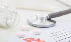 Комиссия Минздрава рекомендовала включить в Перечень ЖНВЛП четыре противоопухолевых препарата