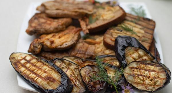 Баклажаны без лишнего масла: как готовить вкусно и полезно (рецепты) Баклажаны без лишнего масла: как готовить вкусно и полезно (рецепты)