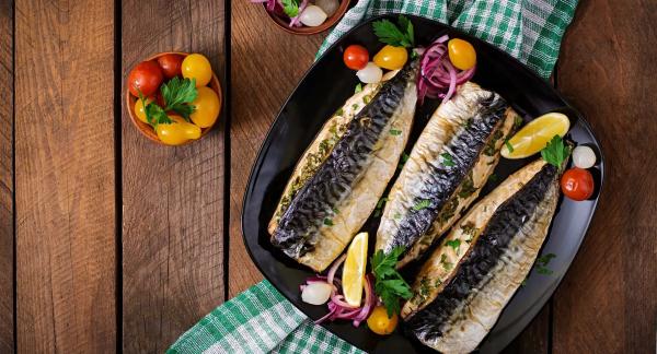 Кизил: что это за ягода, какая на вкус и что с ней приготовить Кизил: что это за ягода, какая на вкус и что с ней приготовить